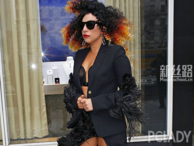 欧美女星时尚街拍 Lady Gaga最抢风头