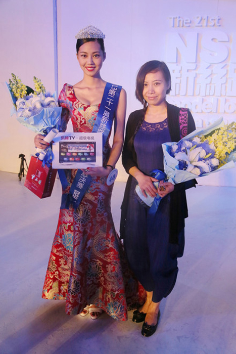新丝路中国模特大赛 模特与礼服互衬最美赞歌